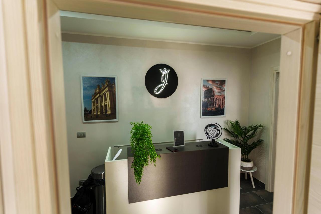 Julia Luxury Suite روما المظهر الخارجي الصورة